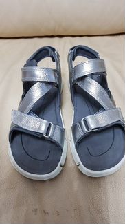 Новые сандалии Ecco