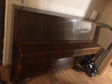 Старое пианино