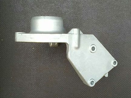 Кронштейн стартера на Yamaha 25B-30H