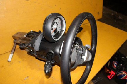Руль левый Mini Hatch