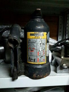 Домкрат w463 Гелендваген