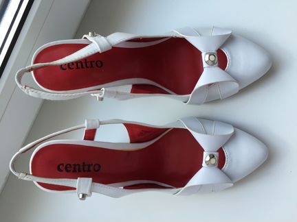 Босоножки белые размер 37 Новые