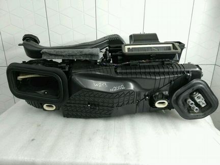 Корпус печки Мерседес W213